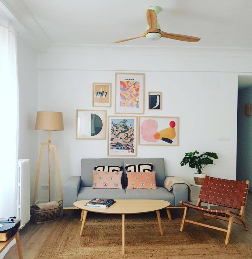 Bright And Modern Apartment In Bilbao City Center Bagian luar foto