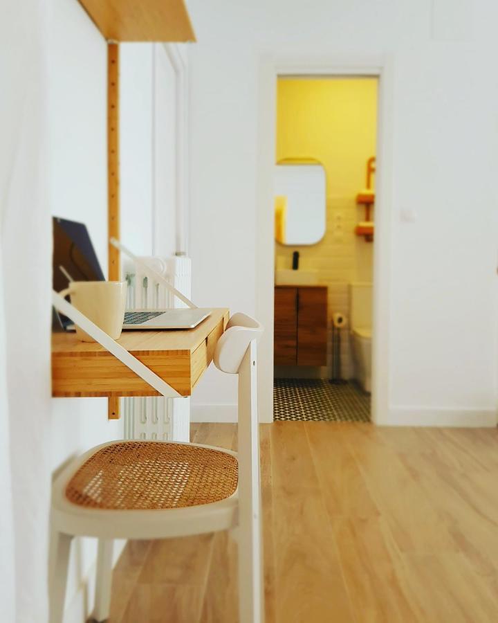Bright And Modern Apartment In Bilbao City Center Bagian luar foto